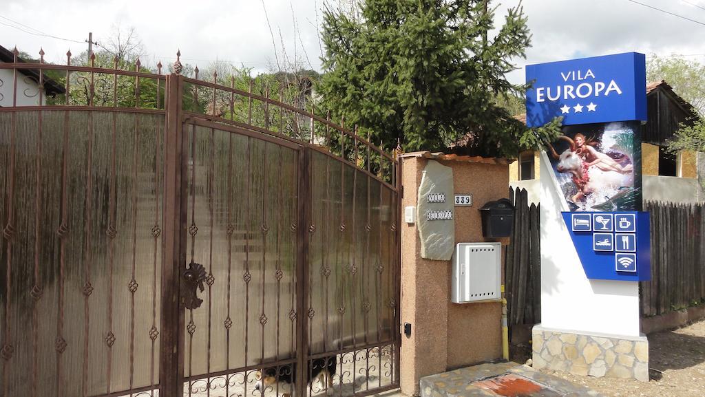 Vila Europa Sărata-Monteoru Exteriör bild