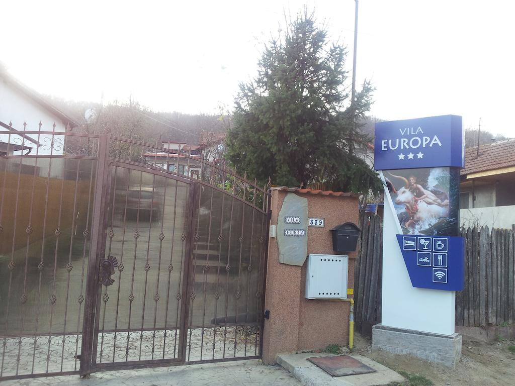 Vila Europa Sărata-Monteoru Exteriör bild